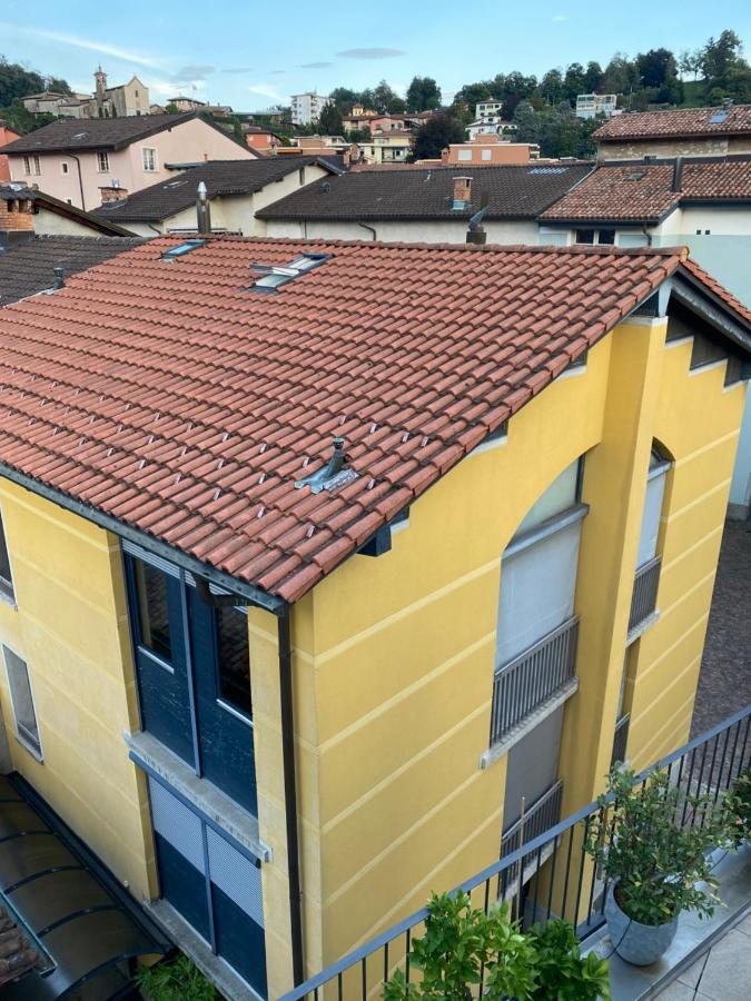 Penzion Yellow House Mendrisio